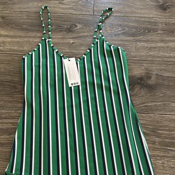 Asymmetrical Dress - Picture 5 of 6